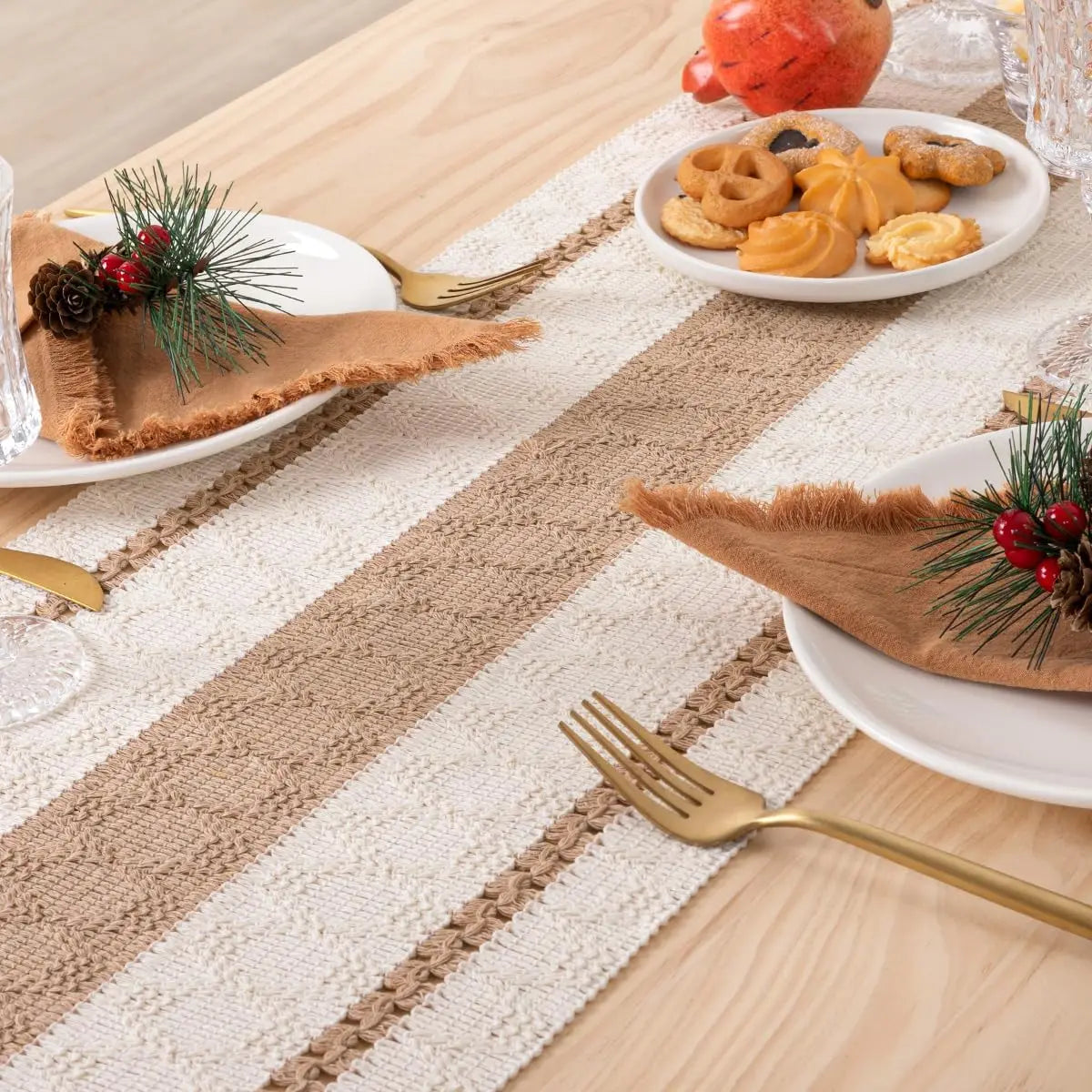 Boho Essence – Cotton Linen Table Runner with Tassels