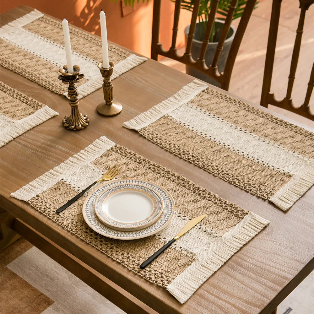 Tessere Boho – 4PCS Handwoven Linen Placemats with Tassels
